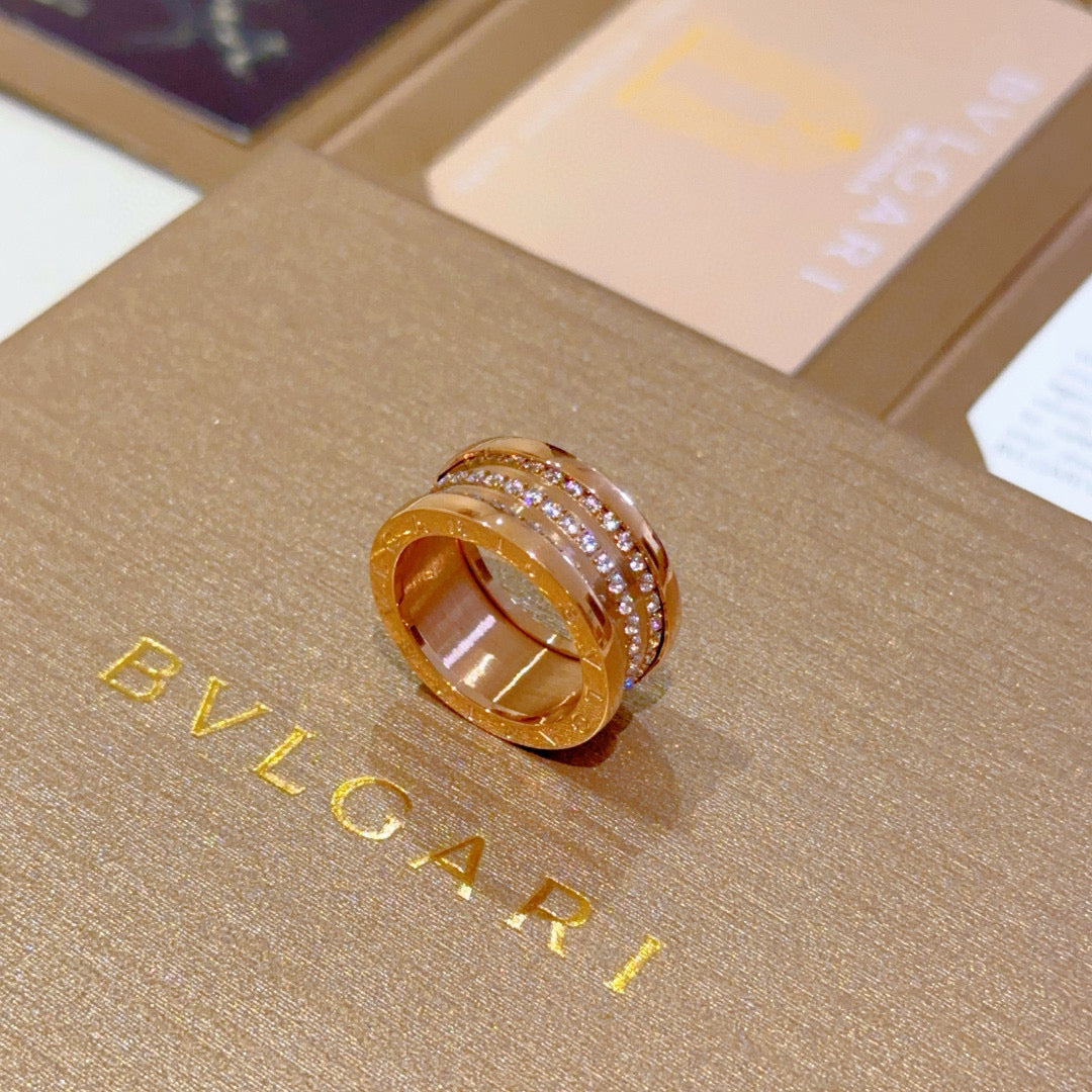 BVLGARI Enamel Ceramic Necklace