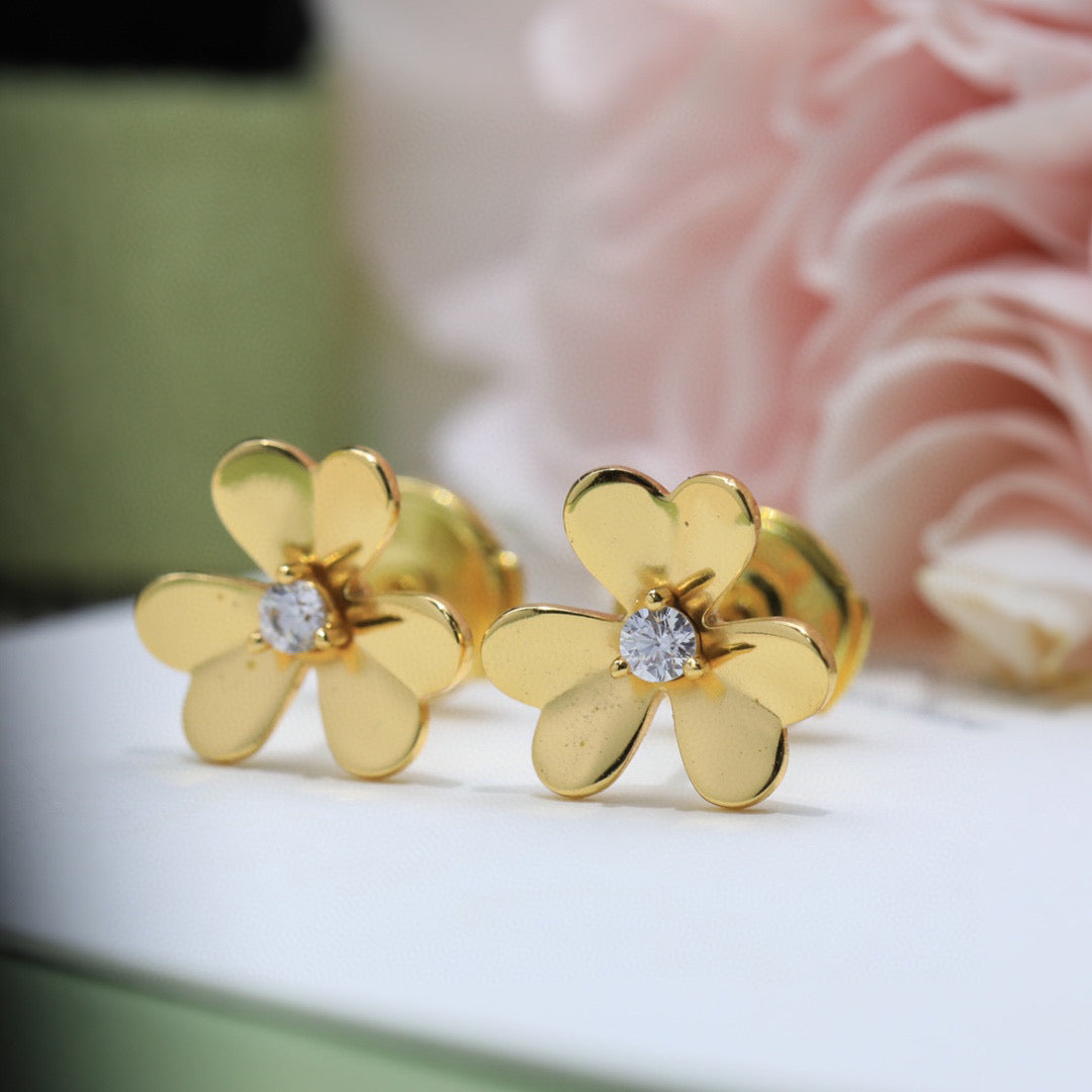 Van Cleef & Arpels Clover Stud Earrings