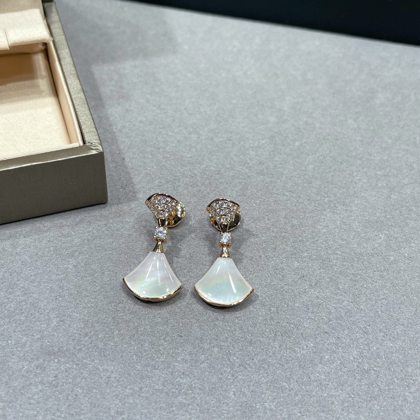 BVLGARI Divas' Dream Earrings