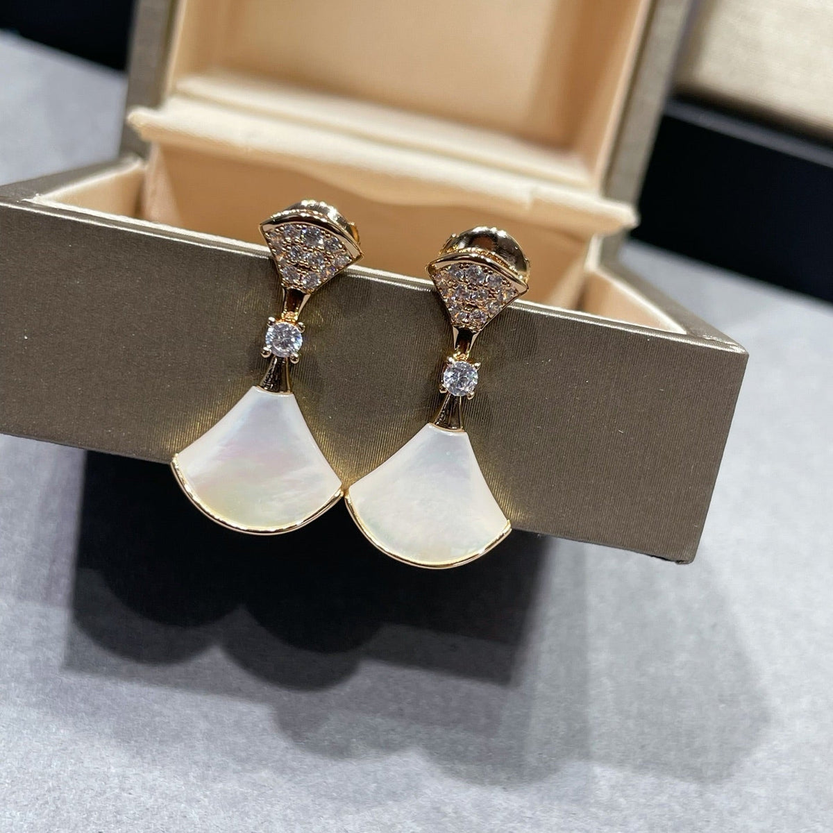 BVLGARI Divas' Dream Earrings
