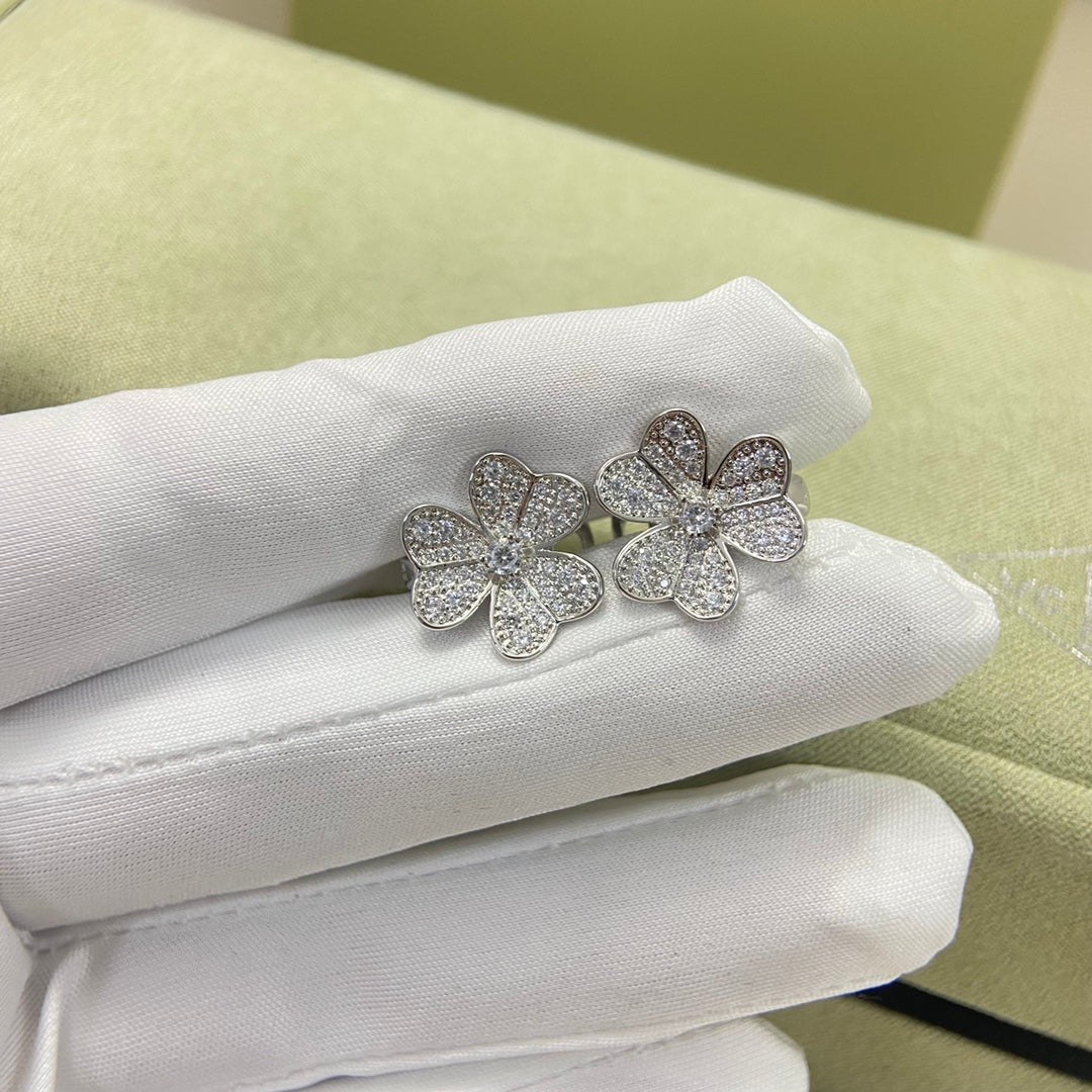 Van Cleef & Arpels Style Three-Flower Full-Diamond Earrings