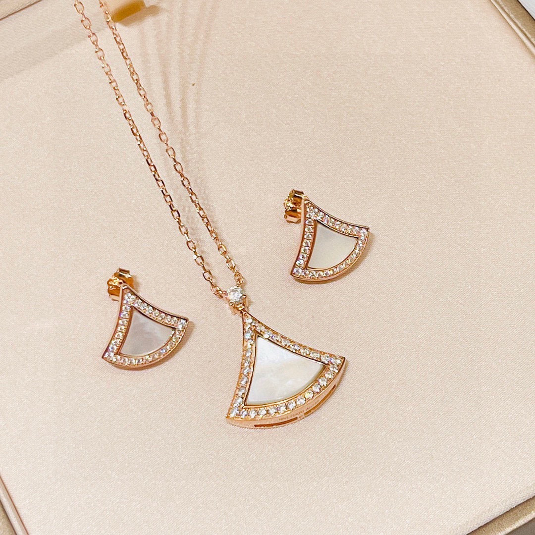 BVLGARI Gold-Plated Divas' Dream Necklace