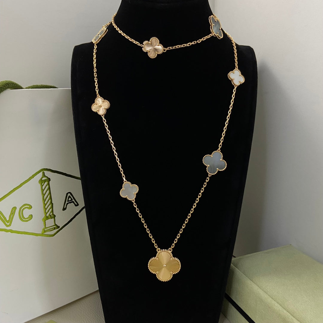 Van Cleef & Arpels Clover Necklace