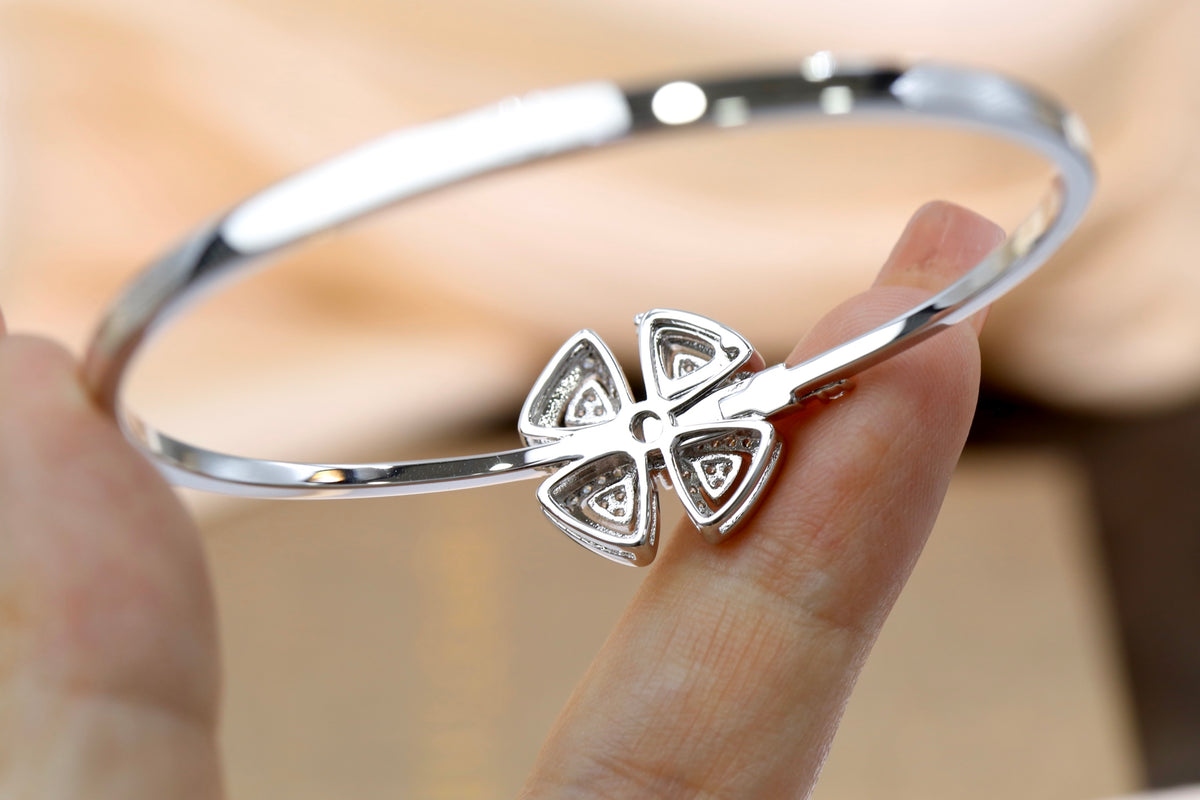 BVLGARI Gold-Plated Floral Fashion Accessory