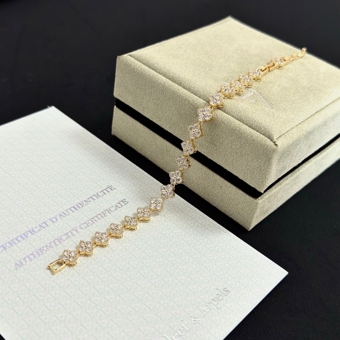 Van Cleef & Arpels Clover Bracelet