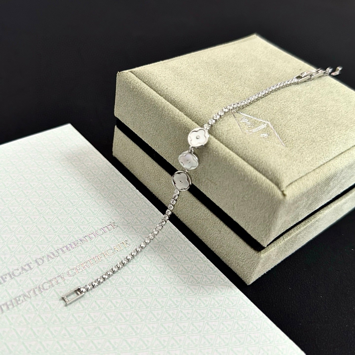 Van Cleef & Arpels Clover Bracelet