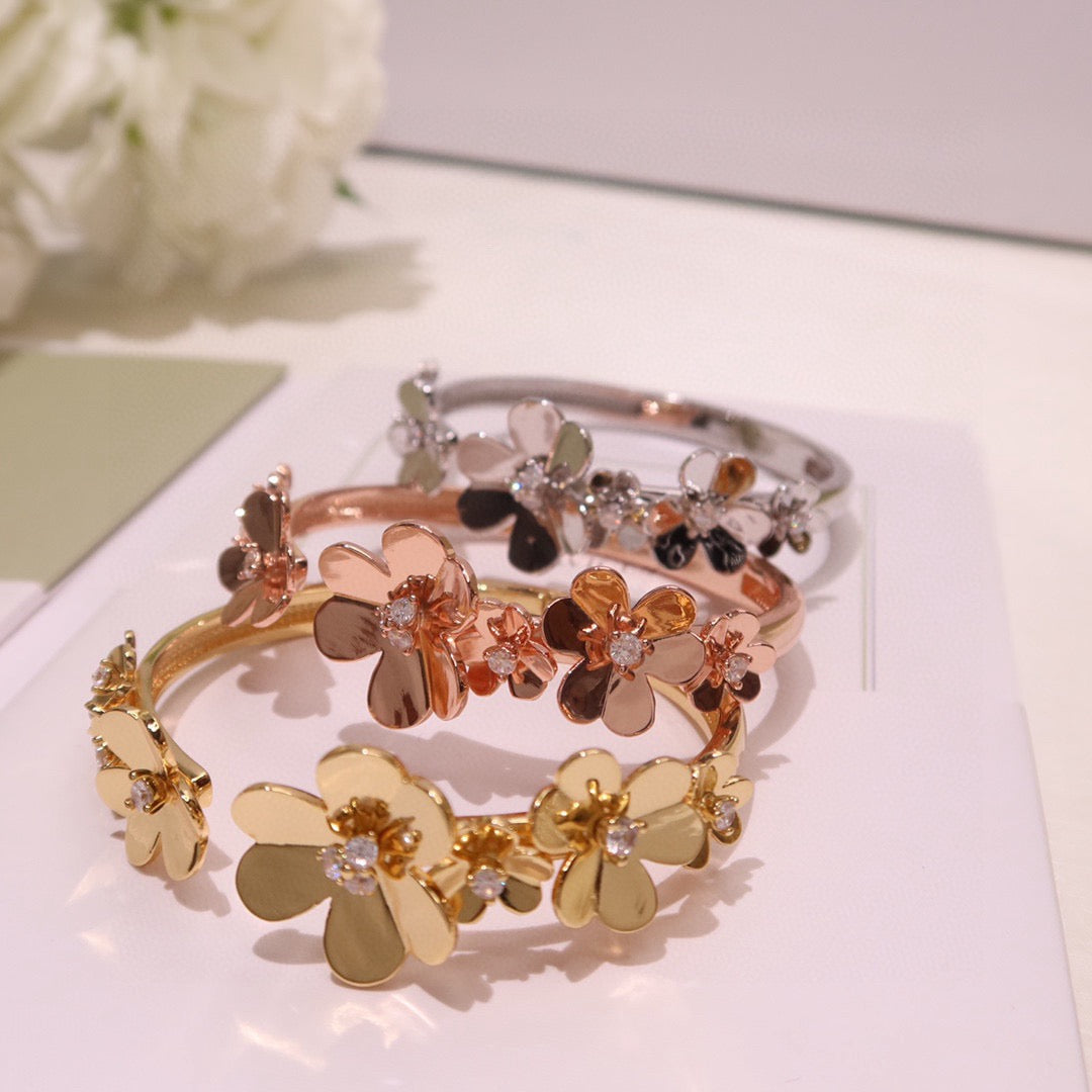 Van Cleef & Arpels Clover Bracelet