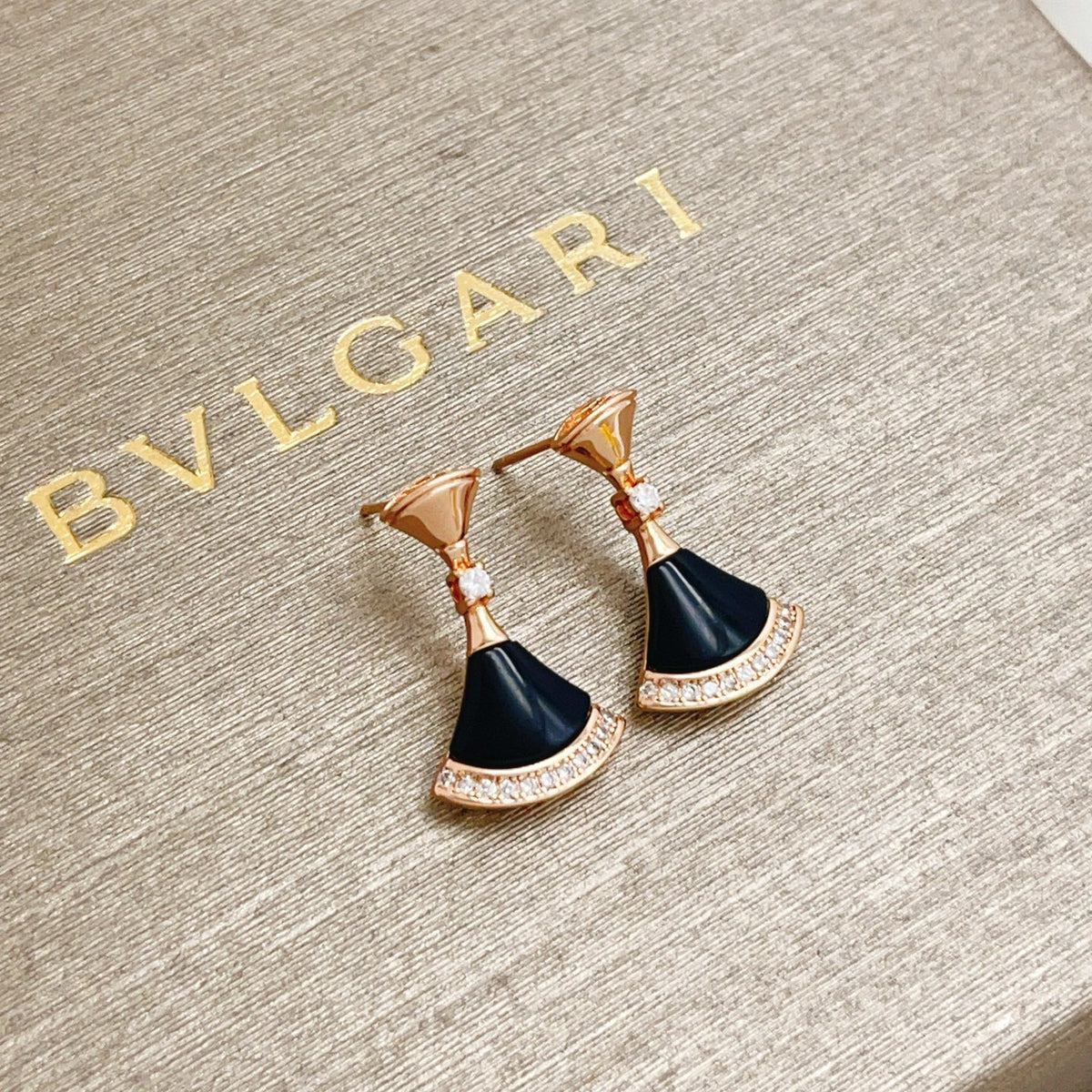 BVLGARI Divas' Dream Earrings