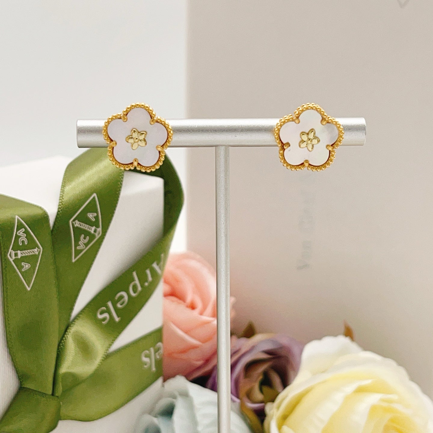 Van Cleef & Arpels Style Floral Stud Earrings