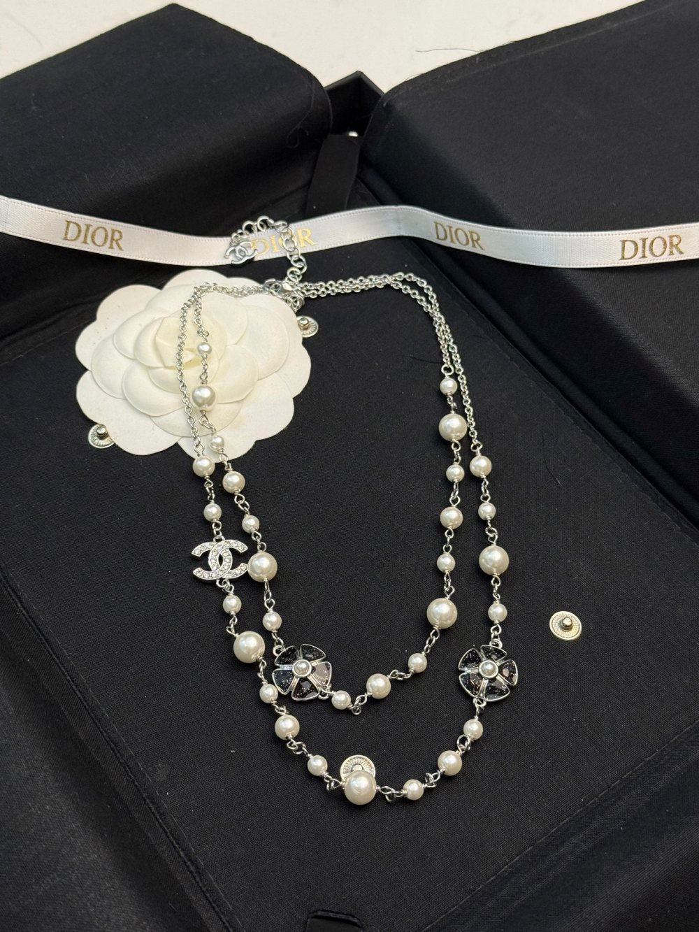 Chanel Pearl Vintage Necklace
