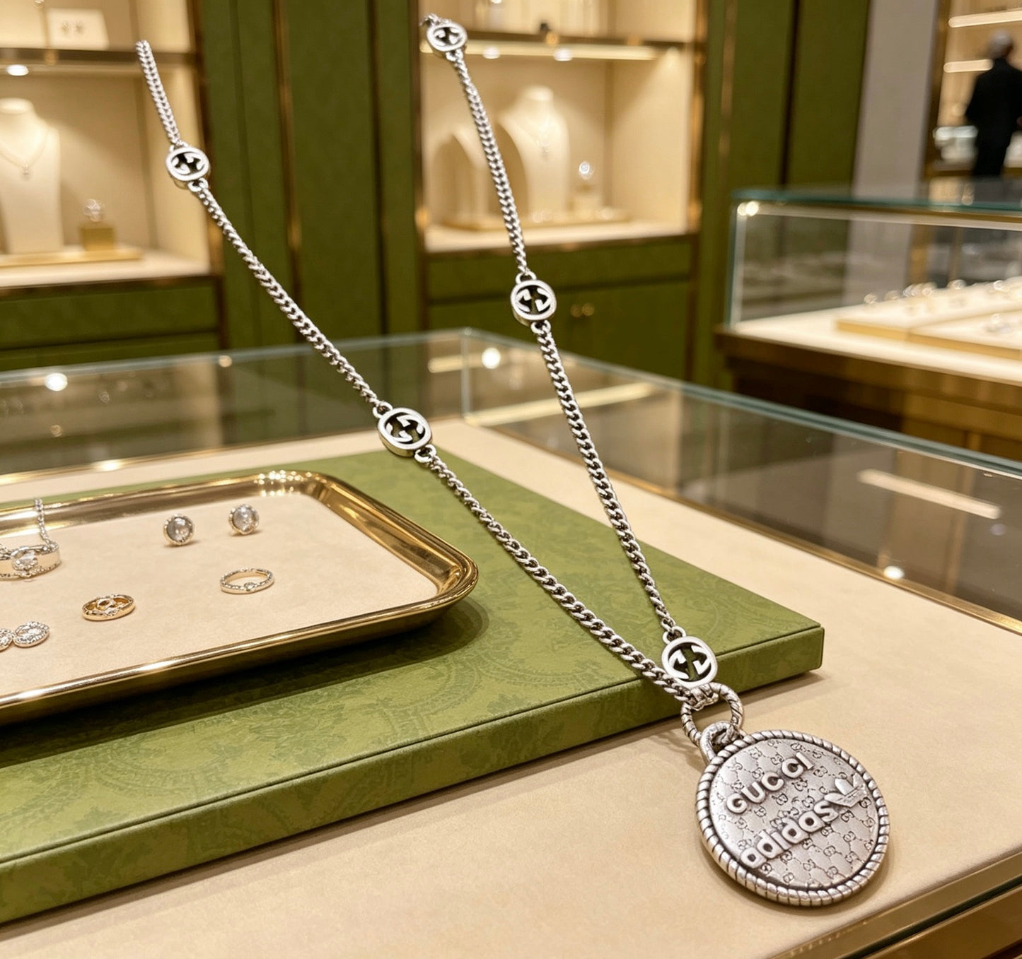 Gucci Vintage Double G Necklace