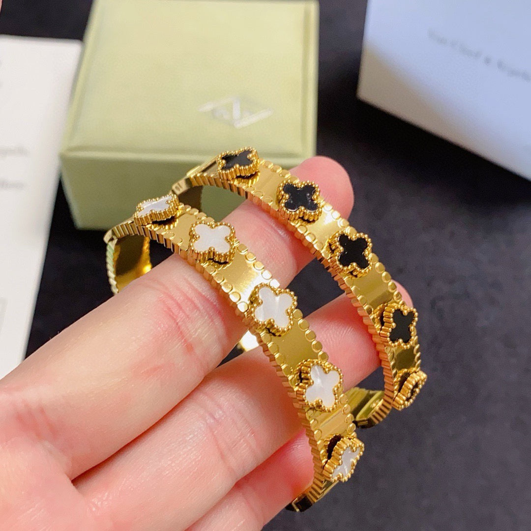 Van Cleef & Arpels-Style Clover Bracelet