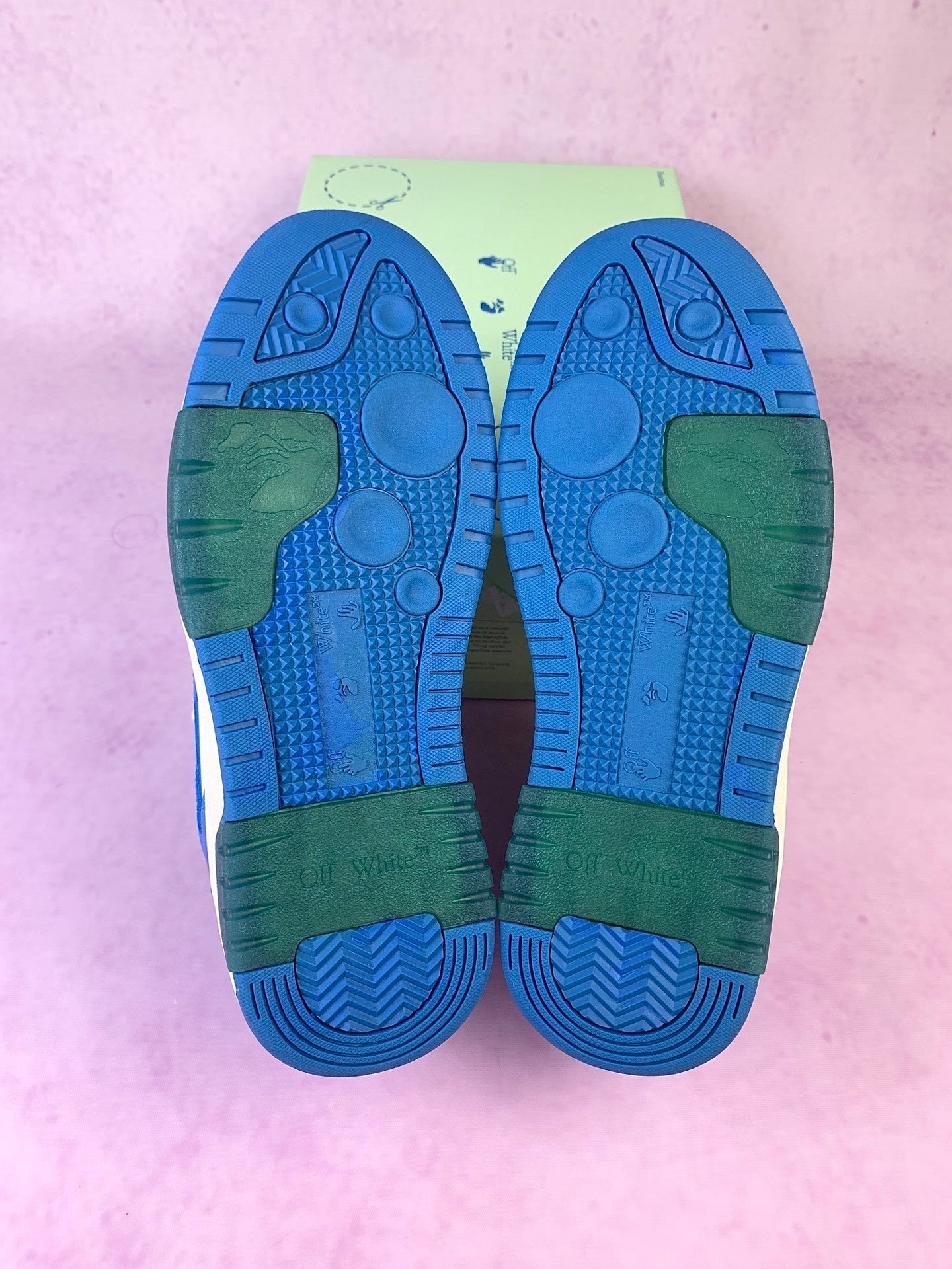 Off  Blue Arrow Sneakers