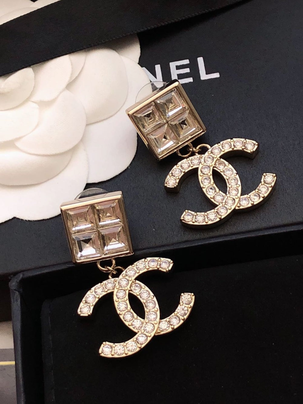 Chanel Pearl Heart Earrings