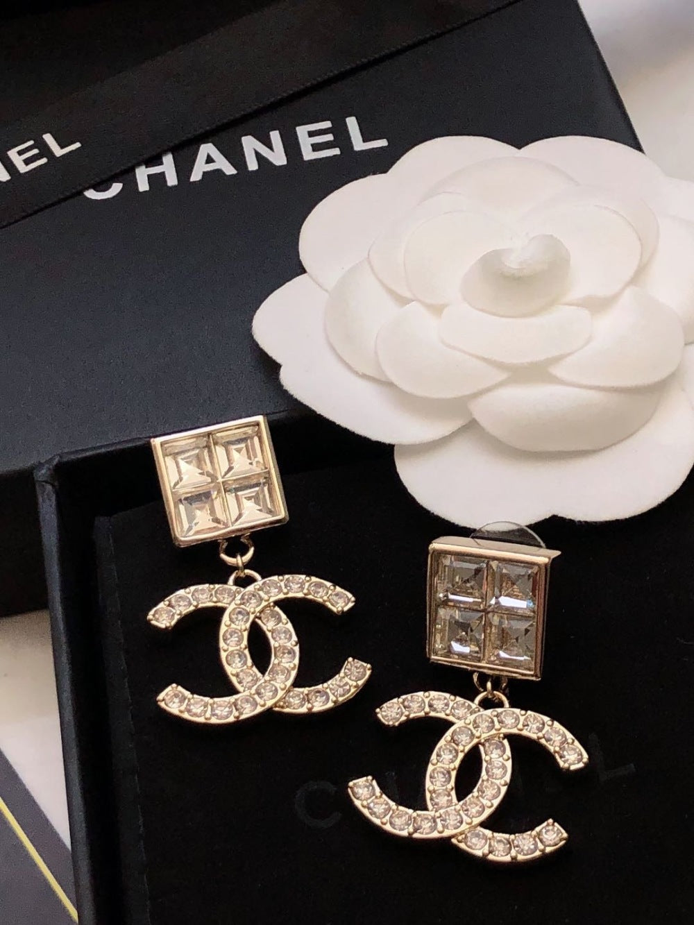 Chanel Pearl Heart Earrings