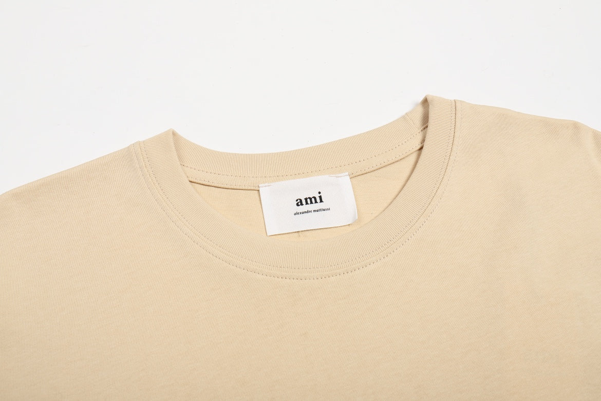 AMI  Casual T-shirt