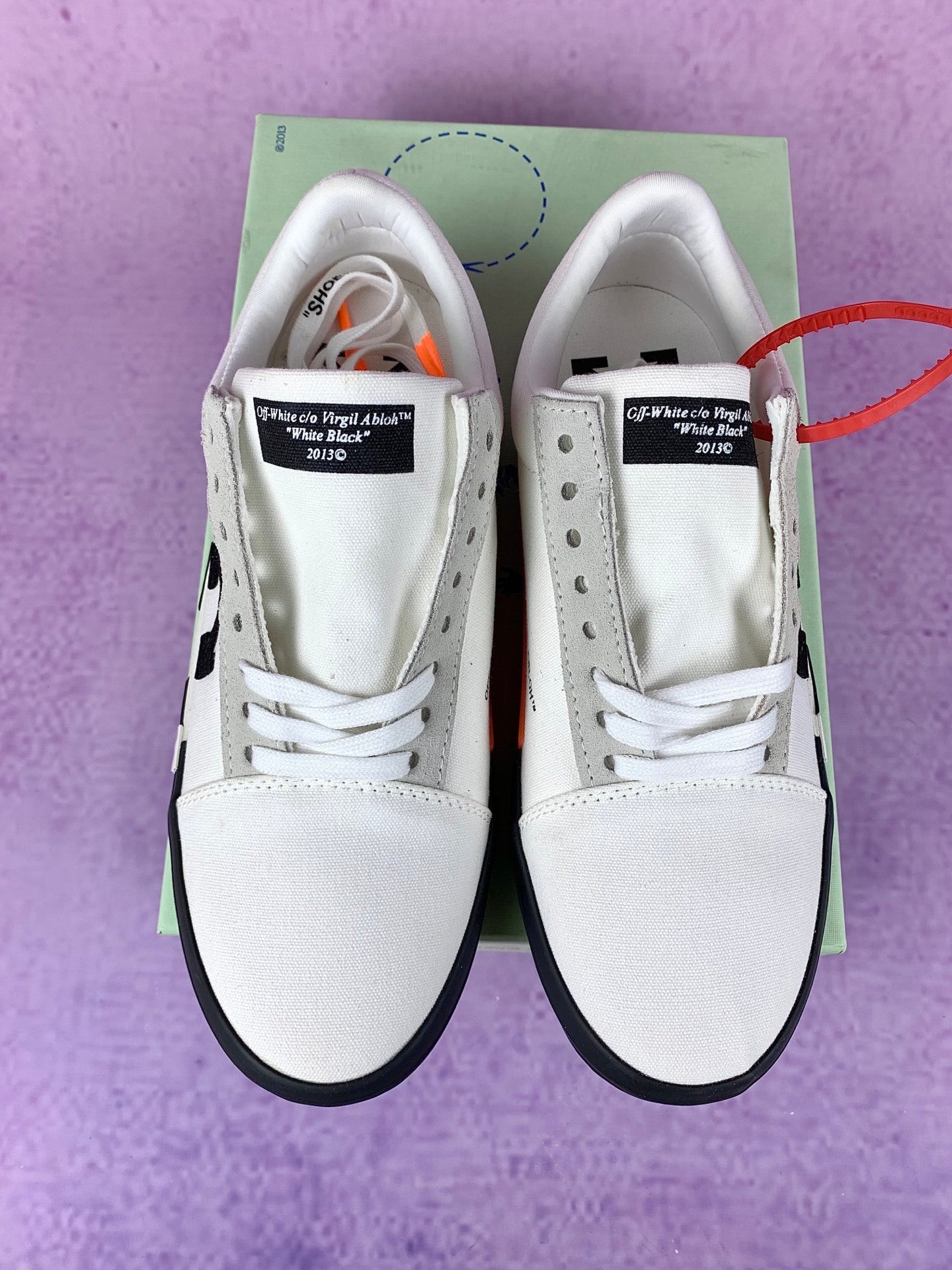 Off   low-top sneakers