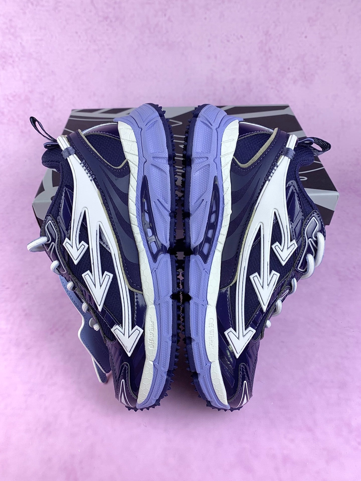 Off  Navy Blue Arrow Sneakers