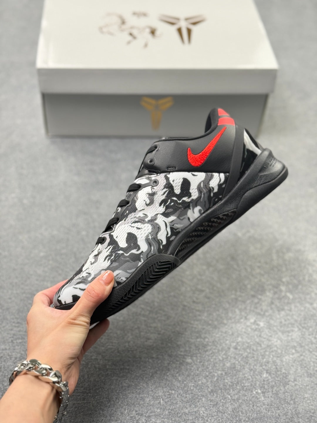 Nike Zoom Kobe 8 Basketball Shoes