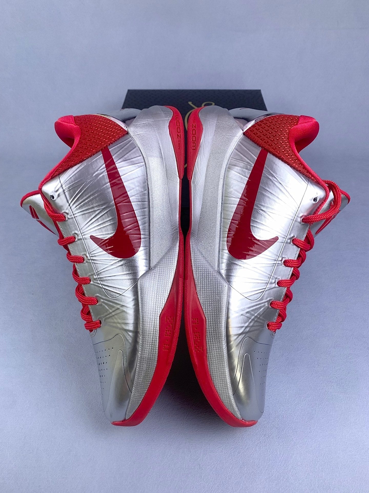 Nike Zoom Kobe 5 Basketball Shoes