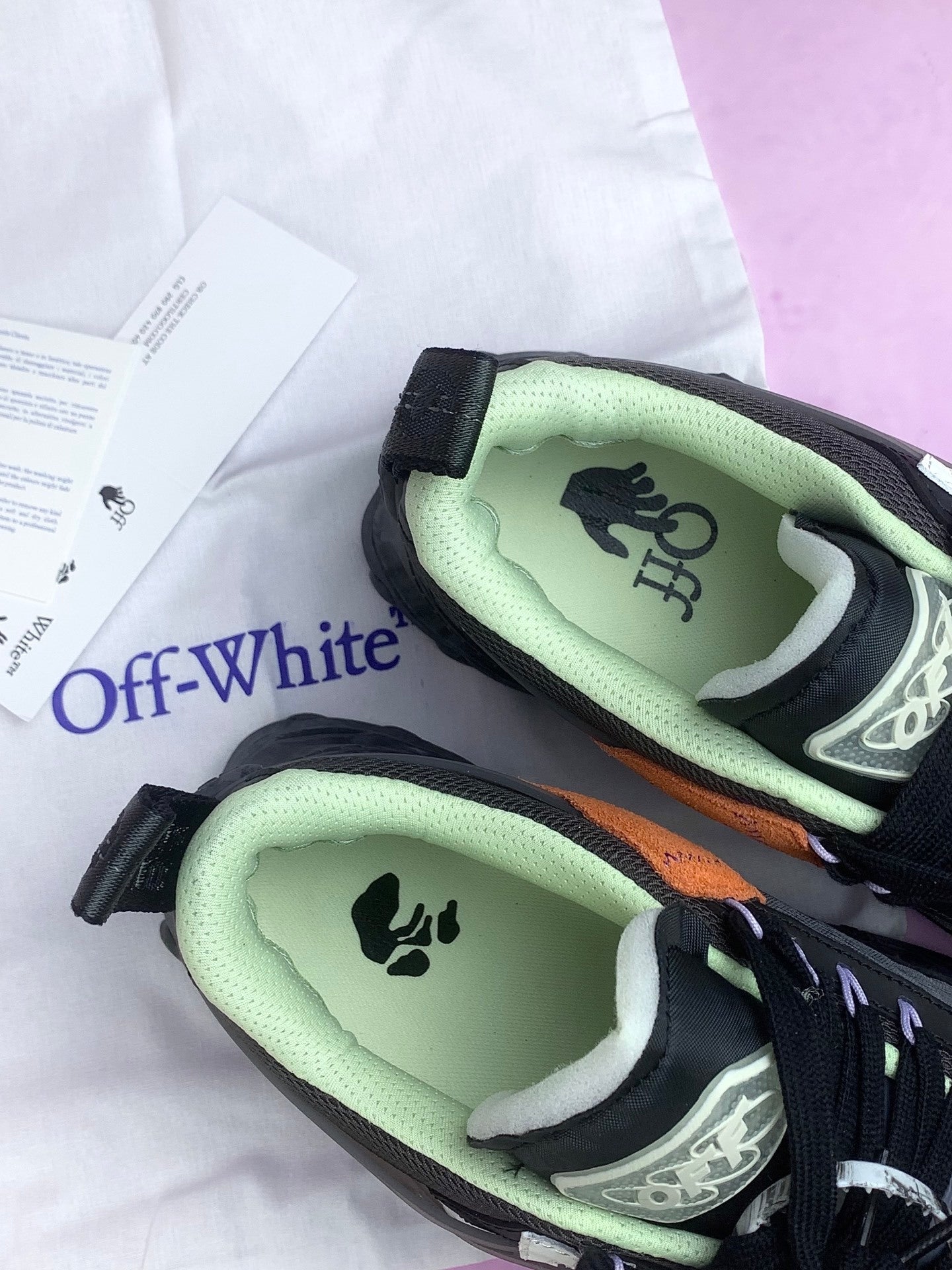 Off  logo sneakers