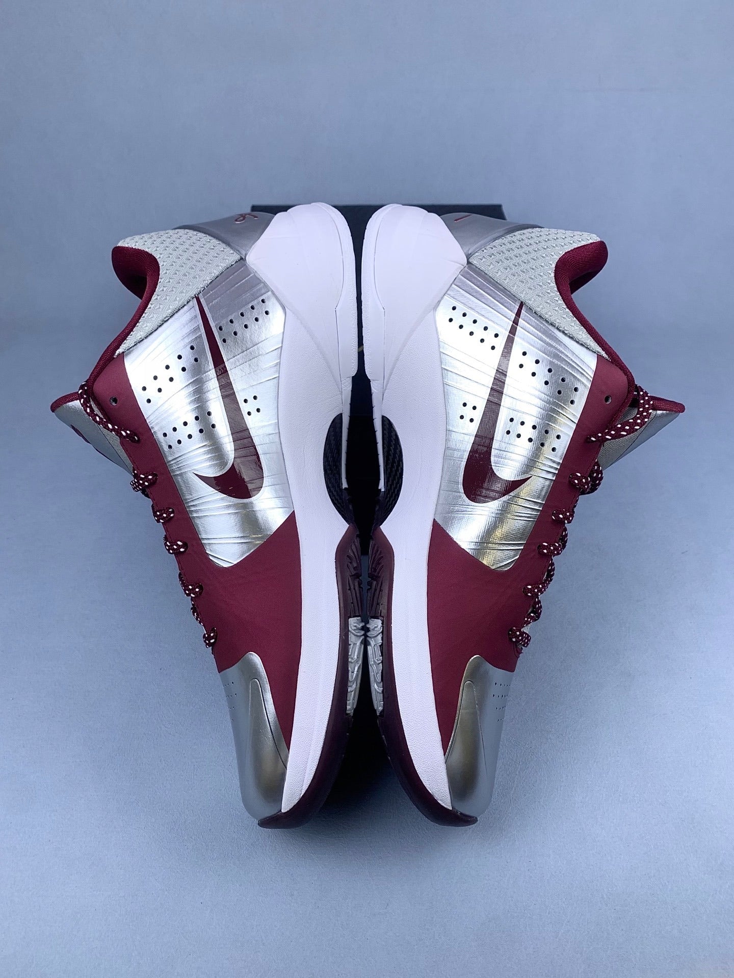 Nike Zoom Kobe 5 Basketball Shoes