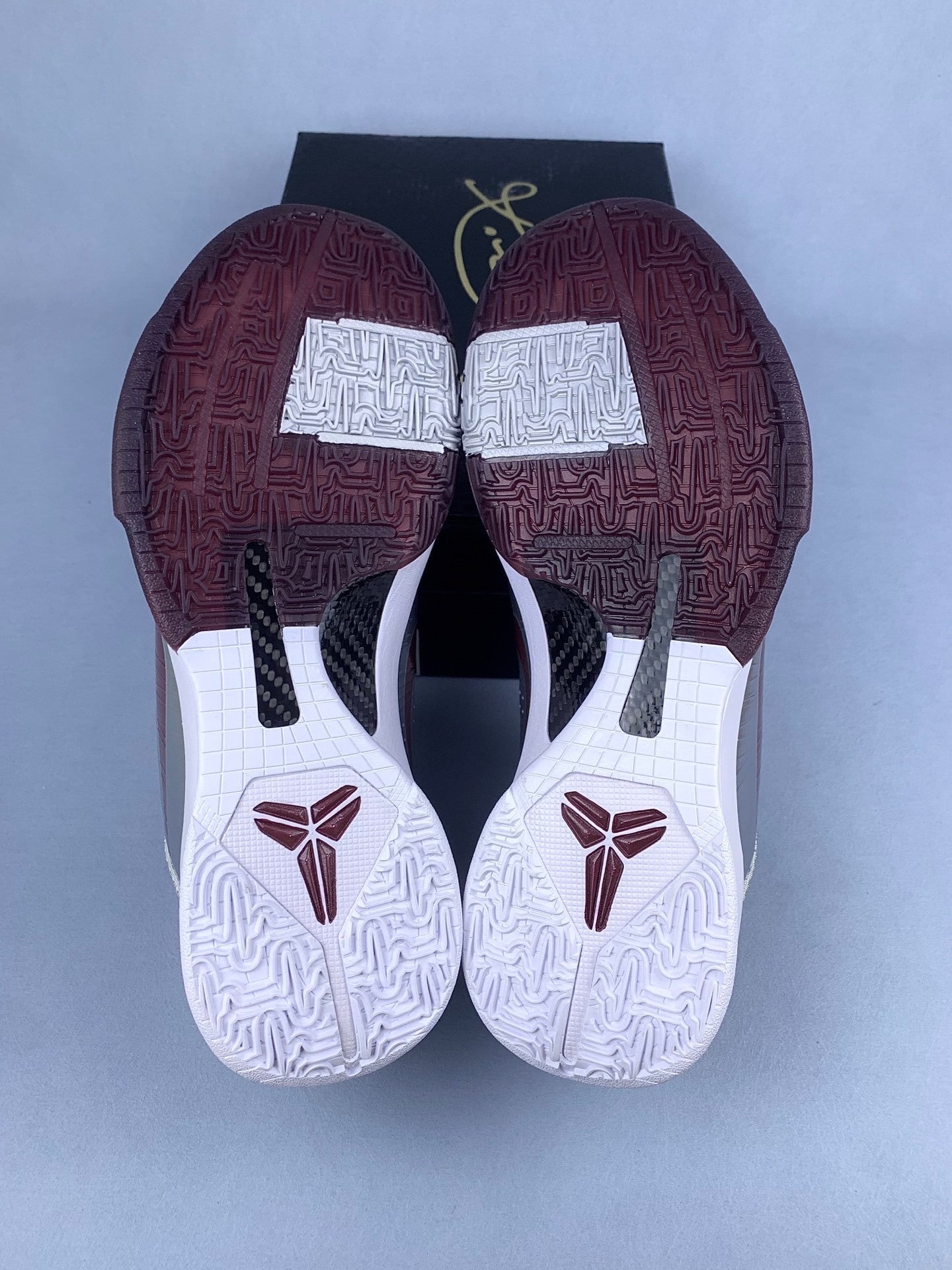 Nike Zoom Kobe 5 Basketball Shoes